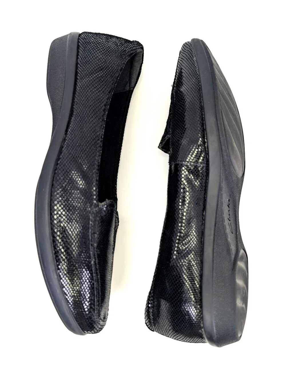 Clarks Collection Black Embossed Leather Loafers Snake Print Flat Loafers 6.5